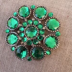 Green Crystal Floral Brooch - Elegant Statement Pin